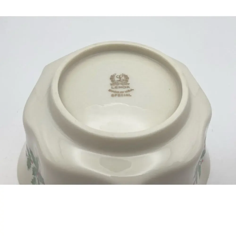Lenox Holly Berry (Special) Gold Rim Small Octagon Bowl